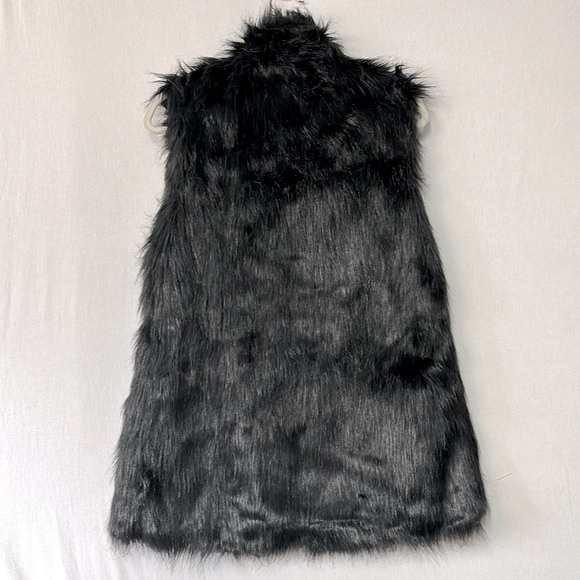 Unbranded Women Black Faux Fur Outer Shell Gilet - Picture 3 of 10